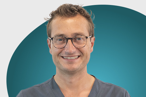 Dr. Javier Alfaro 